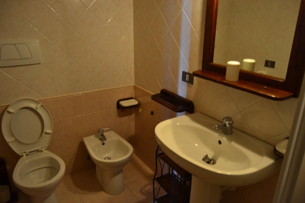 Le Macchie Villa Baschi Room photo